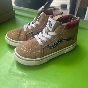 Boy toddler 8.5c tan vans